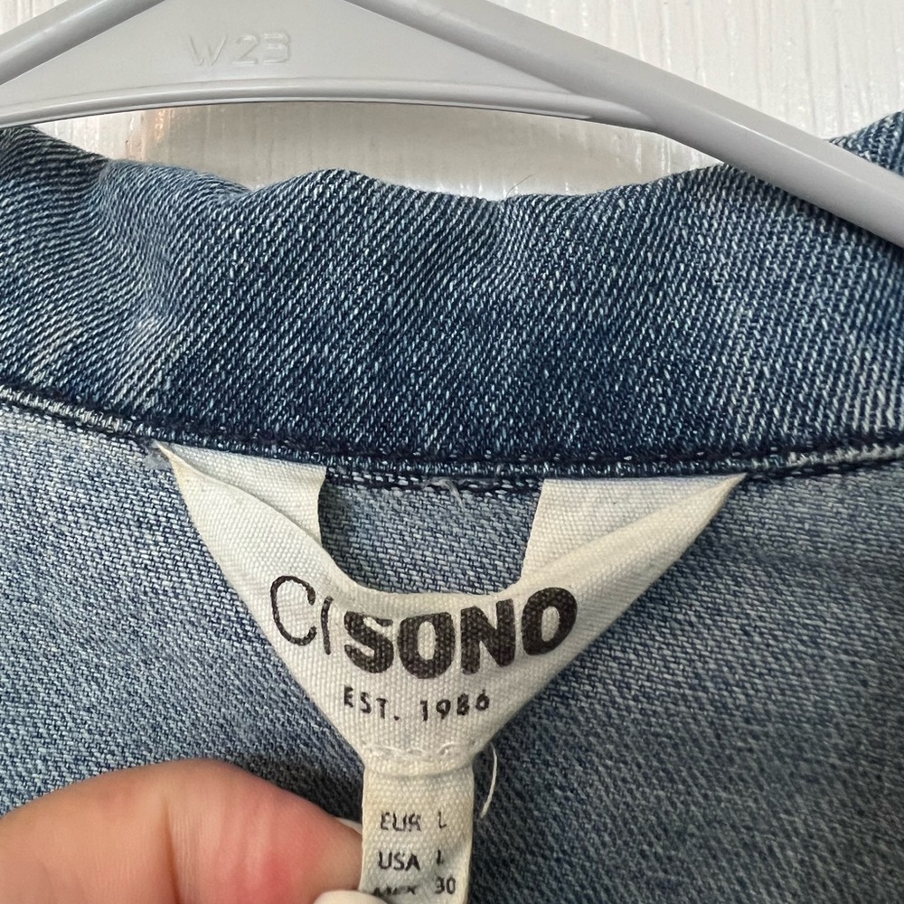Denim jacket - Picture 3 of 4